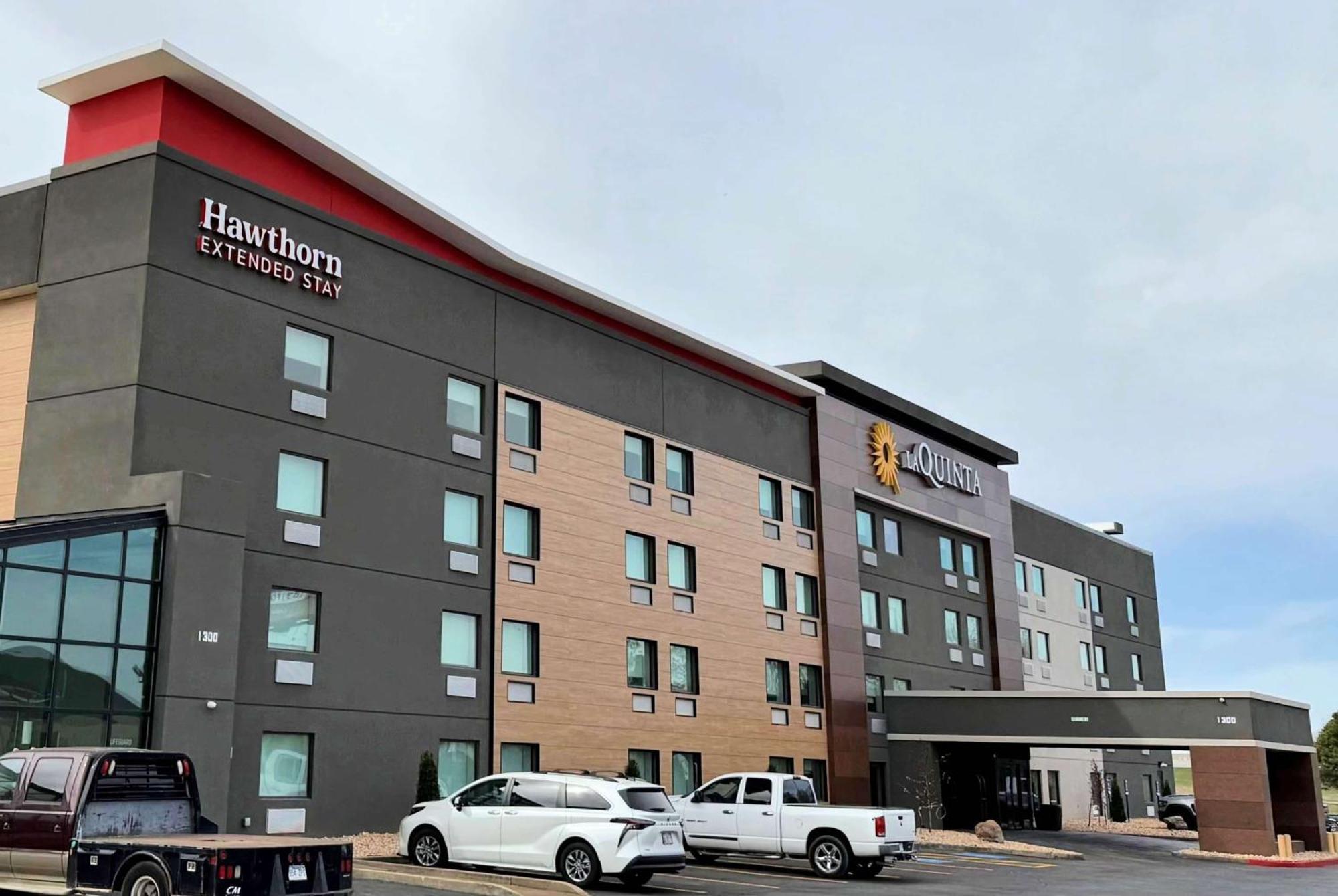 La Quinta By Wyndham Springdale Hotel Exterior photo